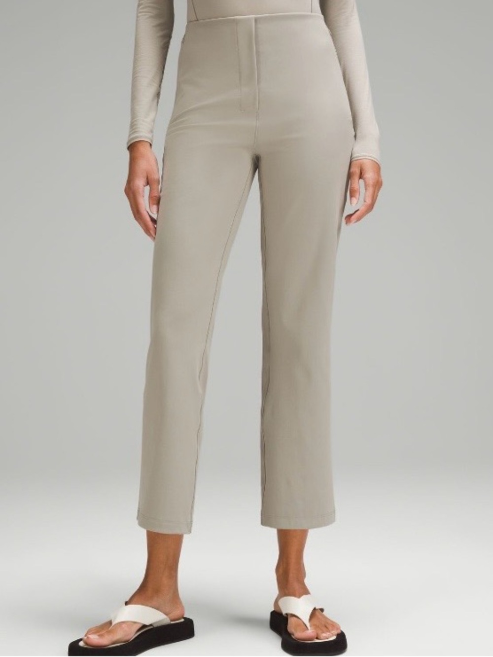 NWOT Lululemon Women’s Smooth Fit Pull-On High-Rise Cropped Pant, Riverstone, 14